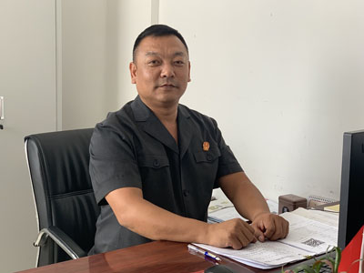 燈塔市人民法院執(zhí)行局干警李勇