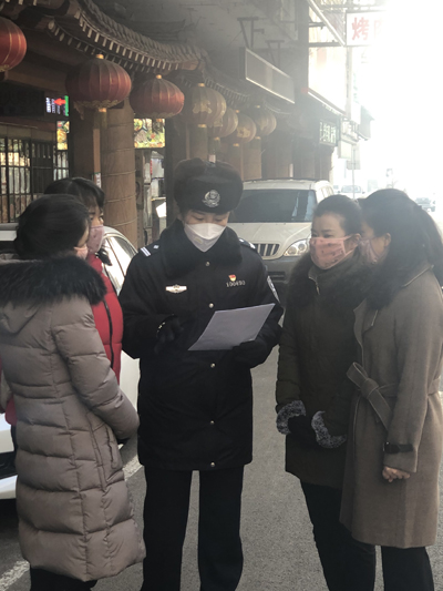 安慧深入轄區(qū)進(jìn)行逐人逐戶核查、宣傳防疫知識(shí)