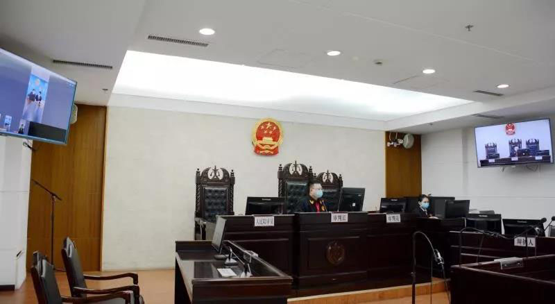 庭審現(xiàn)場