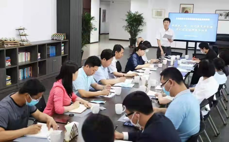 大連經(jīng)濟(jì)技術(shù)開發(fā)區(qū)人民法院聯(lián)合大連自貿(mào)片區(qū)管委會(huì)舉辦沙龍活動(dòng)開展討論交流。