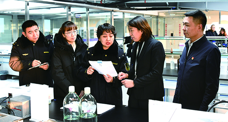 執(zhí)法部門到企業(yè)開(kāi)展行政執(zhí)法檢查